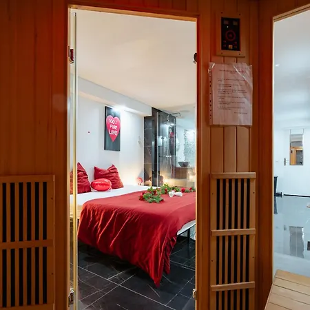 Le Qube Romantique By Prestige Living - Sauna & Balneo 2 Places - *