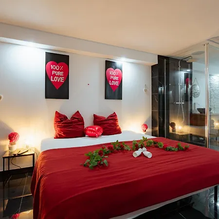 Le Qube Romantique By Prestige Living - Sauna & Balneo 2 Places - Apartment Montdidier (Somme)