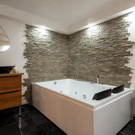 Le Qube Romantique By Prestige Living - Sauna&balnéo 2 Places - * Montdidier (Somme)