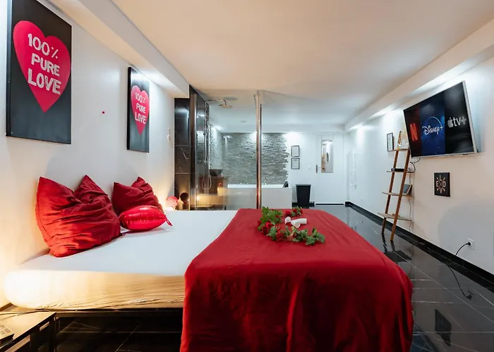 Le Qube Romantique By Prestige Living - Sauna & Balneo 2 Places -