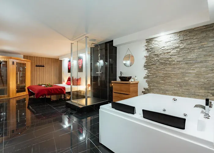 Apartamento Le Qube Romantique By Prestige Living - Sauna & Balneo 2 Places -